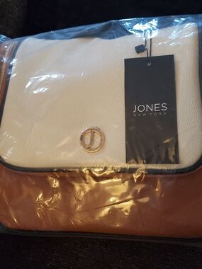 Jones New York Two-Tone White and Brown Travel Cosmetic Bag
